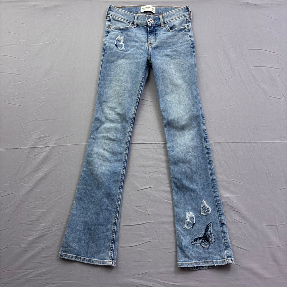 Abercrombie Kids Low Rise Bootcut Jeans Light Wash Butterfly Embroidered 9/10 L - Picture 2 of 9
